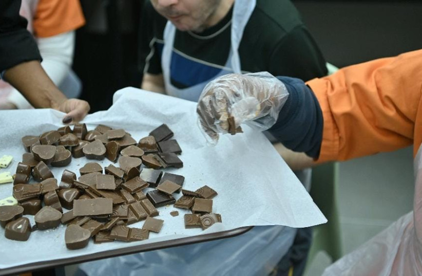  Israeli inmates work at the Magen Nitzan Prison chocolate factory.  (photo credit: ISRAEL PRISON SERVICE)