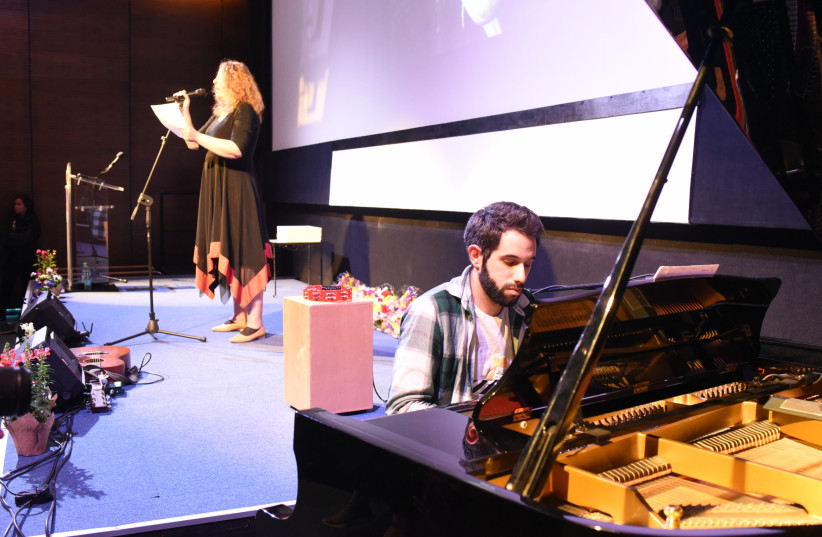  SINGER LILACH MACHLOFF and pianist Imri Gilad of the Israel Integrative Orchestra in performance.  (photo credit: Yair Huri/SHEKEL)