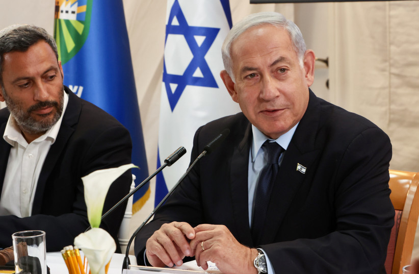  Prime Minister Benjamin Netanyahu leads a special cabinet meeting in the southern Israel city of Sderot on April 20, 2023 (photo credit: ELIYAHU HERSHKOWITZ/POOL)