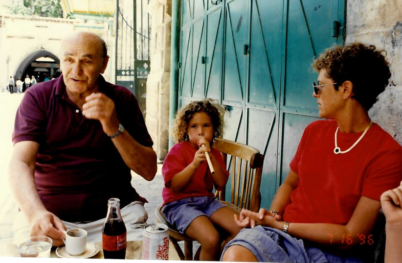  SHALOM DROR in Jerusalem with Aly and Marci Robinson. (photo credit: Courtesy Russell Robinson)