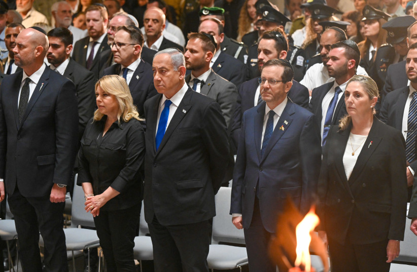  Prime Minister Benjamin Netanyahu during a Remembrance Day Ceremony on Mount Herzl, April 25, 2023 (credit: KOBI GIDEON/PMO)