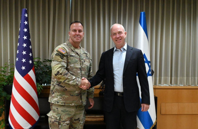 Defense MinisterYoav Gallant and US CENTCOM Chief General Michael Kurilla.