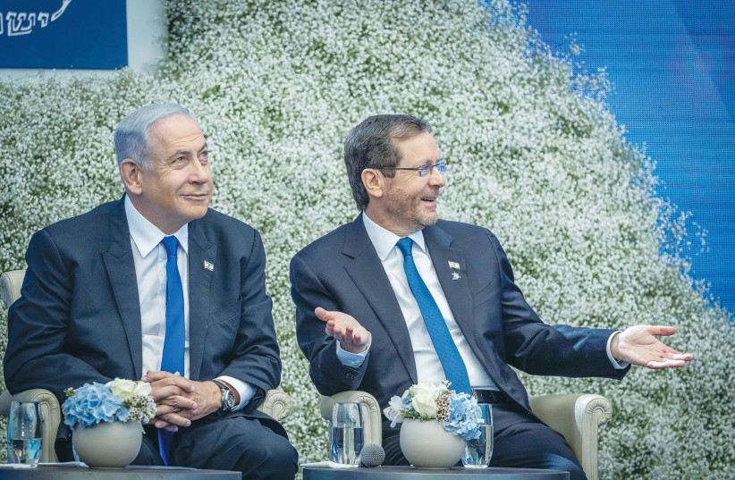  PRESIDENT ISAAC Herzog and Prime Minister Benjamin Netanyahu attend an event for outstanding soldiers, at the President’s Residence in Jerusalem, last Wednesday on Independence Day. (photo credit: YONATAN SINDEL/FLASH90)