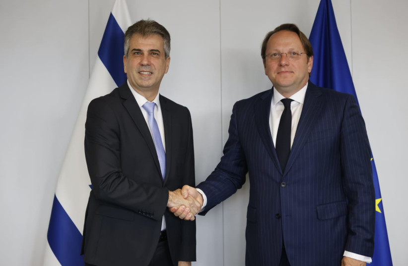  Foreign Minister Eli Cohen with European Commissioner for Neighbourhood and Enlargement, Olivér Várhelyi, May 2, 2023. (credit: JOHANNA GÉRON)