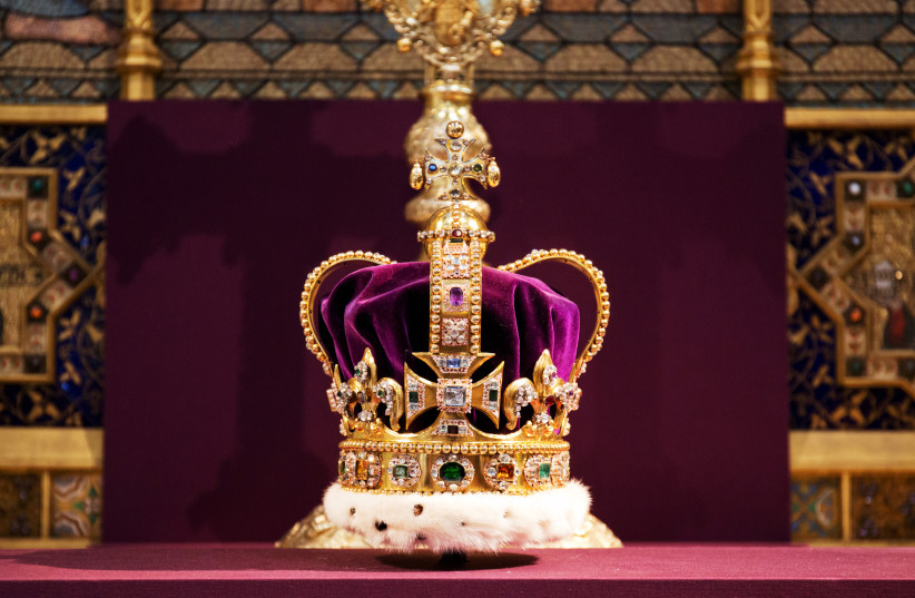  ST. EDWARD’S CROWN, which will be used to crown King Charles III during the coronation. Seen in 2013, it hadn’t been outside the Tower of London for six decades and was displayed to mark the 60th anniversary of Queen Elizabeth’s June 2, 1953, coronation at Westminster Abbey.  (photo credit: Jack Hill/Pool/Reuters)
