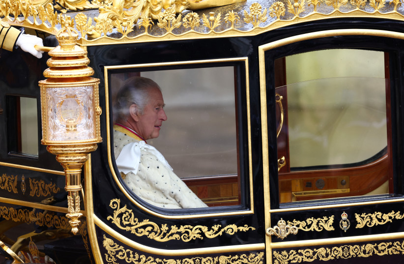  Britain's King Charles travels in the Diamond Jubilee State Coach from Buckingham Palace to Westminster Abbey to his (their) coronation ceremony in London, Britain May 6, 2023. (credit: REUTERS/HANNAH MCKAY)