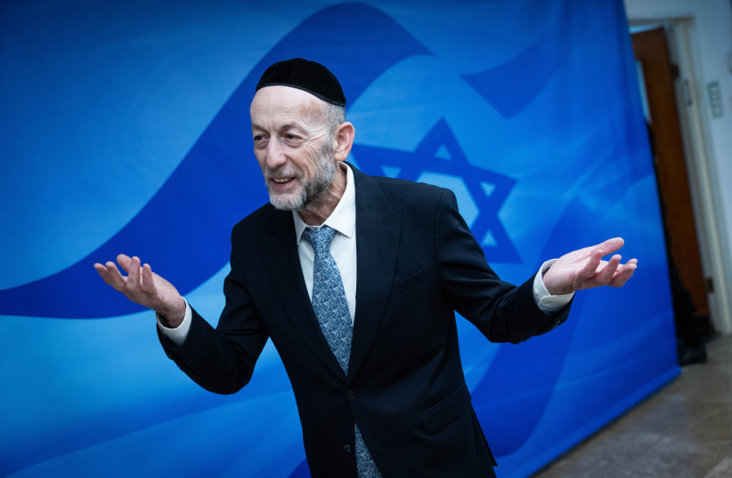  Israel's Deputy Transportation Minister and haredi MK Uri Maklev is seen arriving to a cabinet meeting at the Prime Minister's Office in Jerusalem, on May 7, 2023. (credit: YONATAN SINDEL/FLASH90)