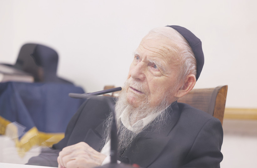  RABBI GERSHON Edelstein, spiritual leader of Degel HaTorah: He decided to publish the call in ‘Yated Ne’eman’ not to participate in right-wing demonstrations. (photo credit: David Cohen/Flash90)