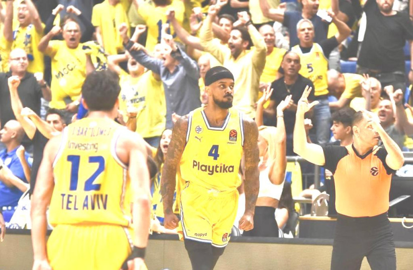  LORENZO BROWN (4) and Maccabi Tel Aviv have already taken a road win over Monaco in their Euroleague quarterfinal. They will have to do so again tonight to advance (photo credit: Dov Halickman)