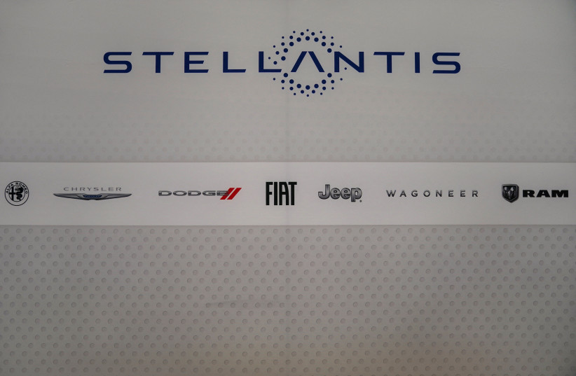  The Stellantis logo is seen during the New York International Auto Show, in Manhattan, New York City, US, April 5, 2023.  (credit: REUTERS/DAVID 'DEE' DELGADO)