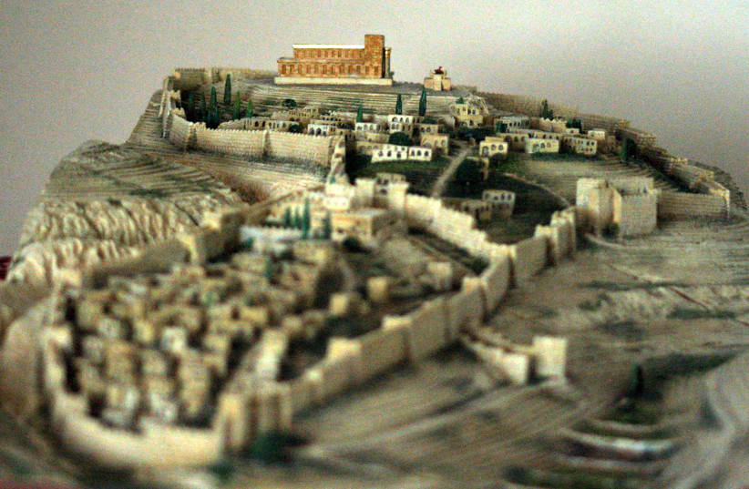 Modern-day reconstruction of Jerusalem during the 10th century BCE. Model from the City of David, part of the Jerusalem Walls National Park. (photo credit: Wikimedia Commons)