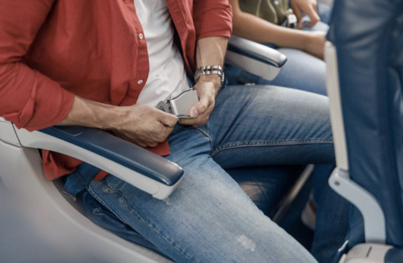  Don't unfasten your seatbelt too quickly, flight attendants say (credit: Walla)