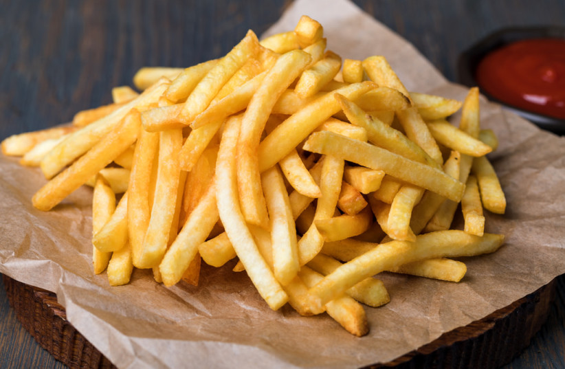 French fries. Beloved to many (except the author of this article, who is an onion ring fan)  (credit: INGIMAGE)