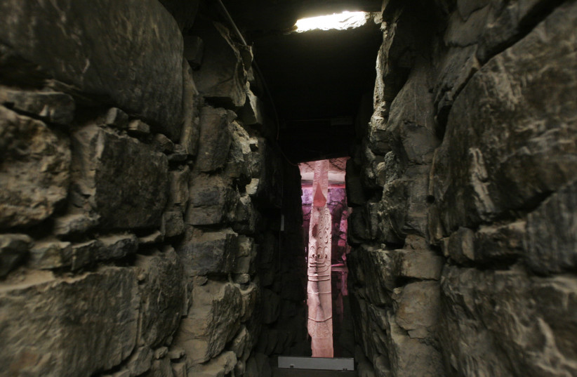 PREVIEW An artefact from the Chavin prehispanic culture is seen through an underground tunnel used for religious purposes at the archaeological site of Chavin de Huantar, some 155 miles (250 km) north of Lima, July 18, 2008. (credit: EUTERS/Enrique Castro-Mendivil (PERU))
