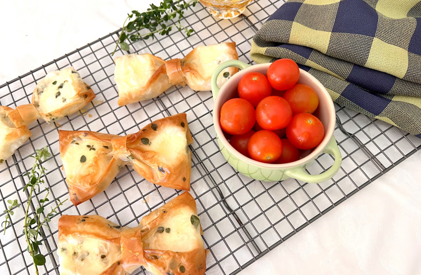  Filo bow ties with cheese and thyme (credit: PASCALE PEREZ-RUBIN)
