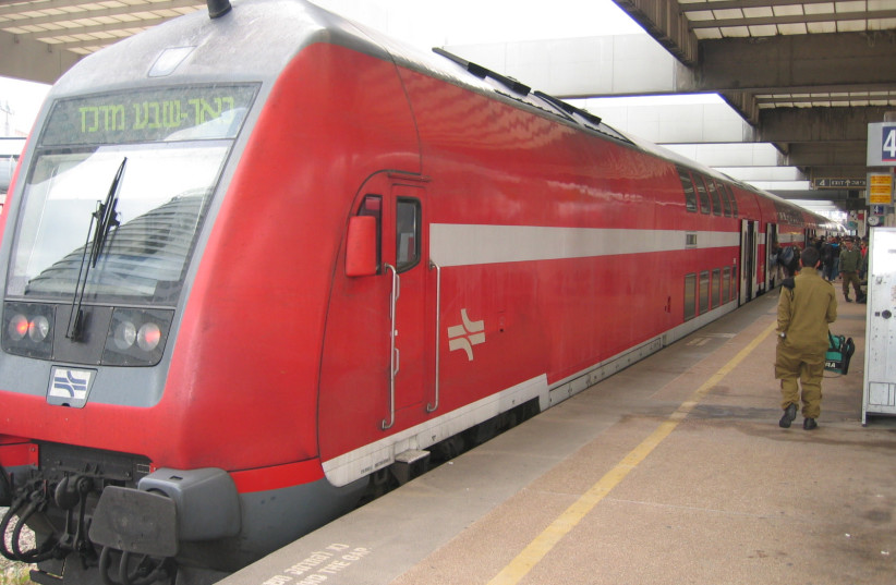  A train in Israel. (credit: Wikimedia Commons)