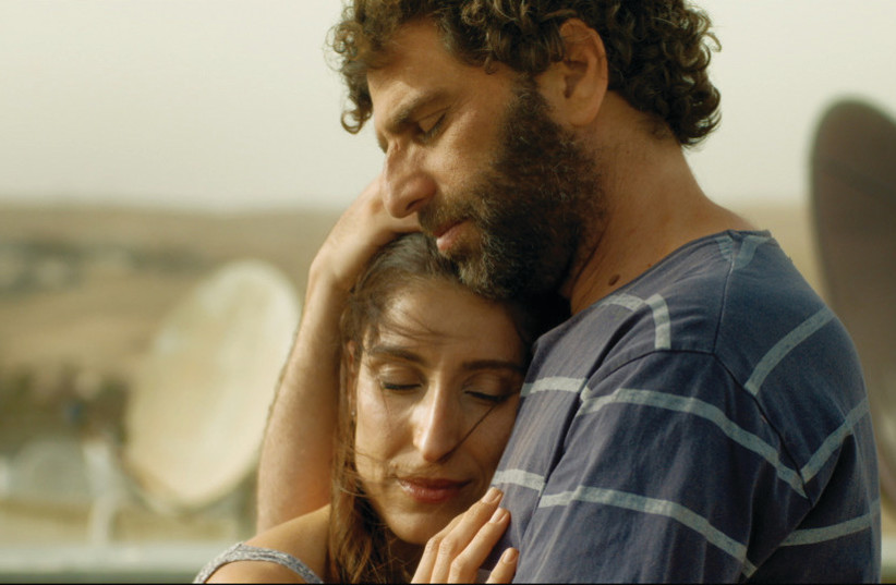  SHANI COHEN (left) and Yossi Marshak in ‘Sand Flakes.’ (credit: Courtesy of Laila Films and Nachshon Films)