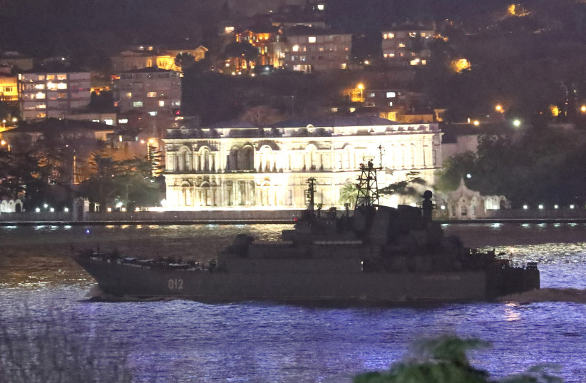  The Russian Navy's large landing ship Olenegorsky Gornyak sets sail in the Bosphorus, on its way to the Black Sea, in Istanbul, Turkey February 9, 2022 (credit: MURAD SEZER/REUTERS)