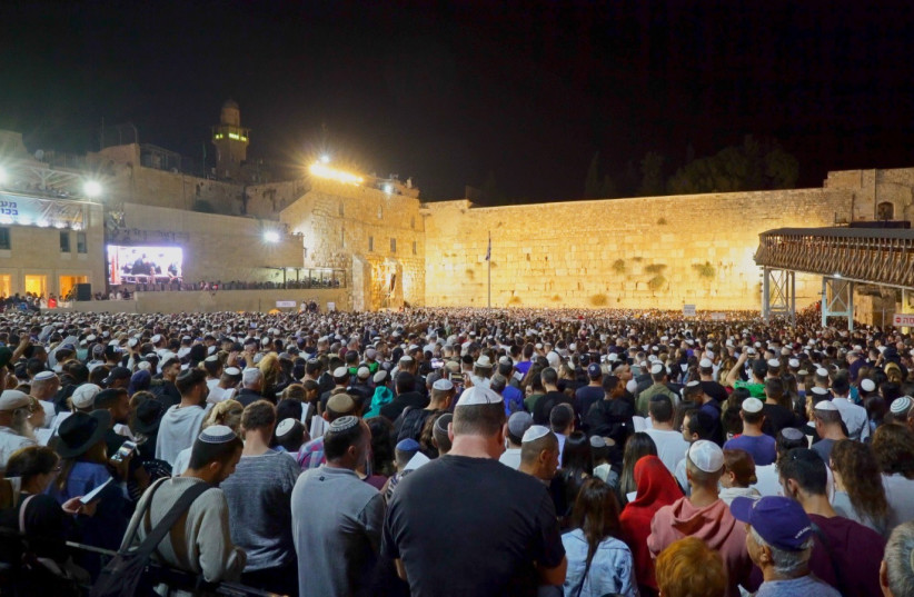  A Selichot event at the Western Wall. (credit: THE WESTERN WALL HERITAGE FOUNDATION)
