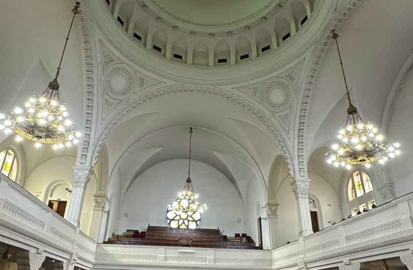  A view of the interior of the Novi Sad synagogue.  (credit: LARRY LUXNER/JTA)
