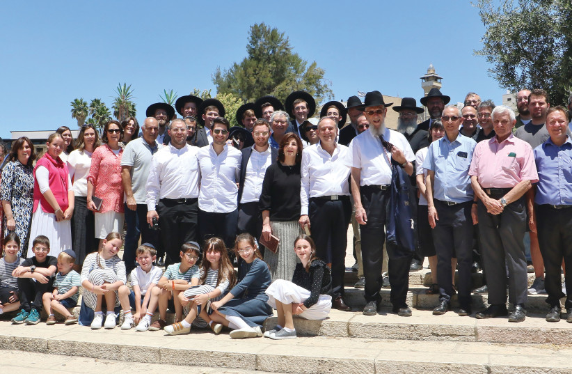  PART OF the traveling contingent at the Tomb of the Patriarchs. (credit: RICHARD SHAVEI-TZION)