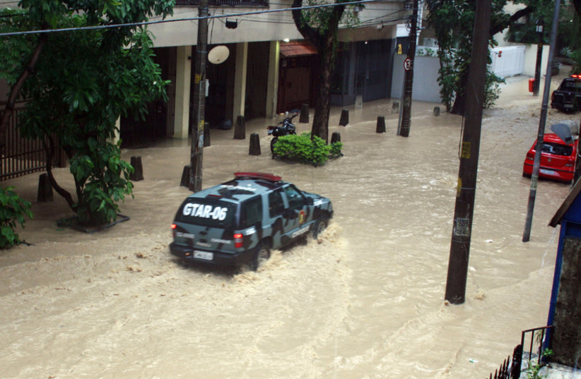  Flooding in Rio de Janeiro in April 2010. (credit: Wikimedia Commons)