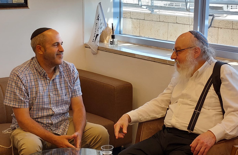 Deputy Mayor of Jerusalem Aryeh King with Jonathan Pollard on Thursday (credit: ARYEH KING)