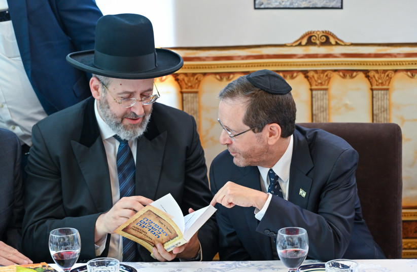  President Isaac Herzog and Chief Rabbi David Lau, Sunday October 1, 2023. (credit: KOBI GIDEON/GPO)
