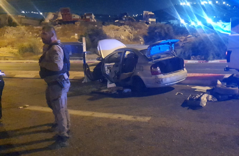  Israel Police and Border Police investigate the circumstances of a driver in the West Bank trying to drive through a border (credit: ISRAEL POLICE)