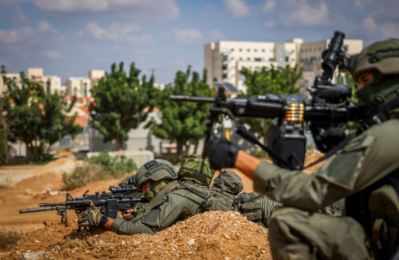  Members of the South Yamas special forces counterterrorism unit seen near the southern Israeli city of Sderot, not far from the Israeli-Gaza border, October 16, 2023 (credit: Chaim Goldberg/Flash90)