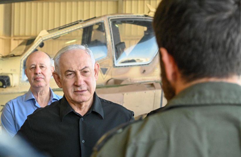 Prime Minister Benjamin Netanyahu visits the Ramon airbase in southern Israel on November 5, 2023 (credit: KOBI GIDEON/GPO)