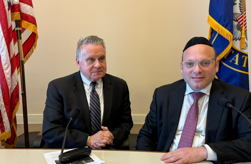 The Orthodox Jewish Chamber of Commerce, CEO Duvi Honig with Congressman Chris Smith (R-NJ). (credit: THE ORTHODOX JEWISH CHAMBER OF COMMERCE)