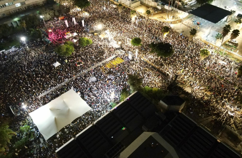  Thousands gather in Tel Aviv over the Hamas hostages, November 11, 2023 (credit: Gitti Palty)