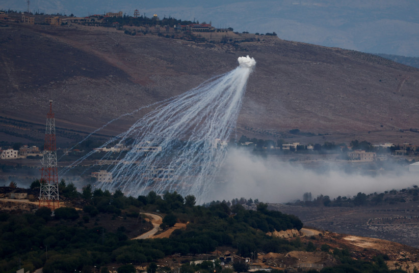  White phosphorus fired by Israeli army to create a smoke screen, is seen on the Israel-Lebanon border in northern Israel, November 12, 2023.  (credit: EVELYN HOCKSTEIN/REUTERS)