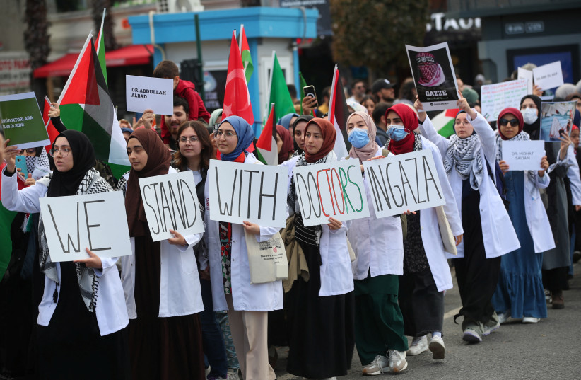  Protesters march in support of Palestinians in Gaza, amid the ongoing conflict between Israel and the Palestinian Islamist group Hamas, in Istanbul, Turkey, November 12, 2023. (credit: REUTERS/DILARA SENKAYA)