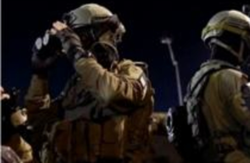 IDF soldiers successfully gain control of the Gaza harbor