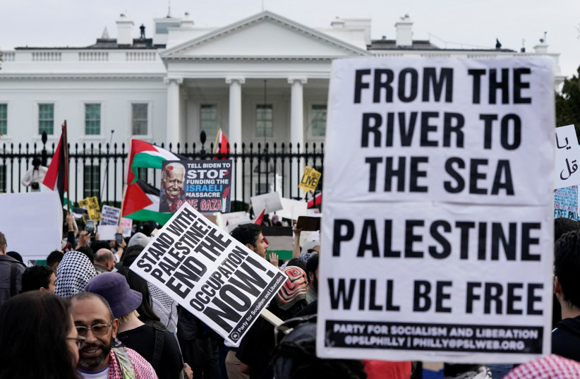  Demonstrators rally in support of Palestinians amid the ongoing conflict between Israel and Hamas, outside the White House in Washington, U.S., November 4, 2023 (credit: REUTERS/ELIZABETH FRANTZ)