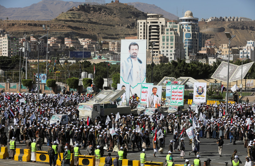 Newly-recruited fighters who joined a Houthi military force intended to be sent to fight in support of the Palestinians in the Gaza Strip, march during a parade in Sanaa, Yemen December 2, 2023