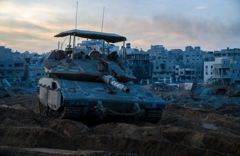  IDF troops encircle Khan Yunis as Hamas's grip on the Gaza Strip, December 7, 2023 (credit: IDF SPOKESPERSON'S UNIT)