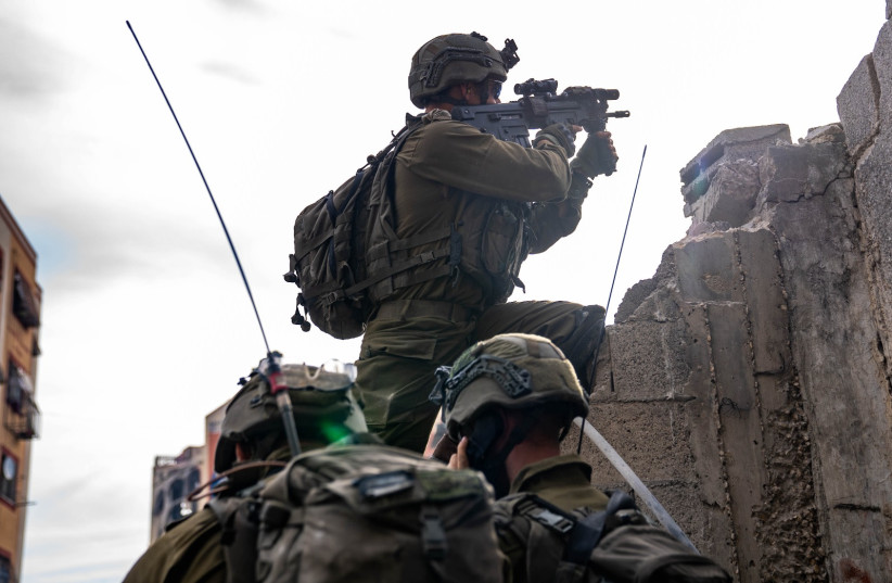  IDF soldiers operate across the Gaza Strip on December 10, 2023 (credit: IDF SPOKESPERSON'S UNIT)