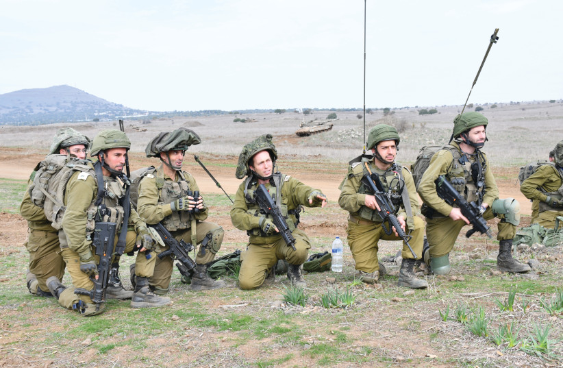  IDF ALEXANDRONI SOLDIERS prepare before assaulting several objectives. (credit: SETH J. FRANTZMAN)