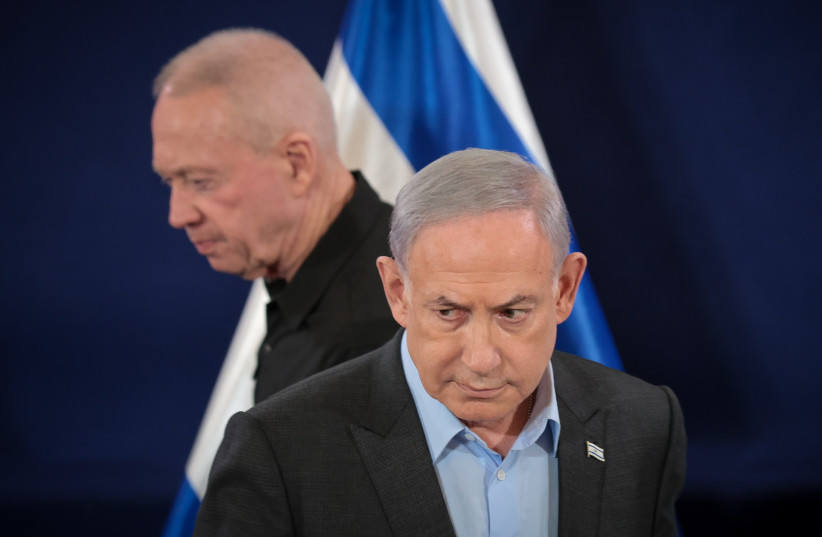 Galant and Netanyahu  (credit: MAARIV)