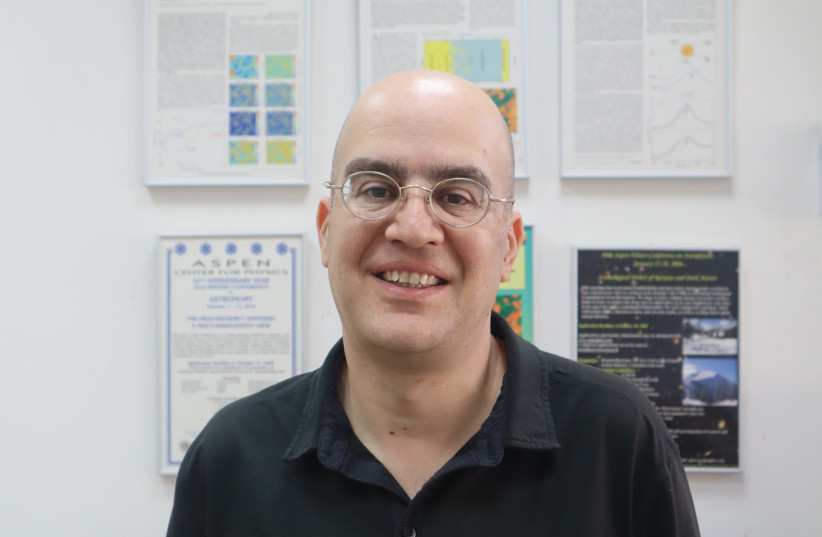  Prof. Rennan Barkana (credit: TEL AVIV UNIVERSITY)