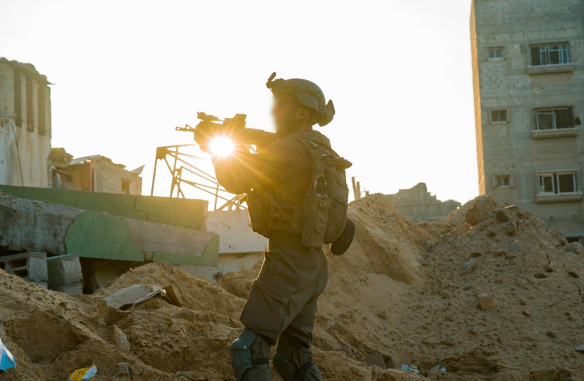  IDF soldiers operate in the Gaza Strip on December 21, 2023 (credit: IDF SPOKESPERSON'S UNIT)