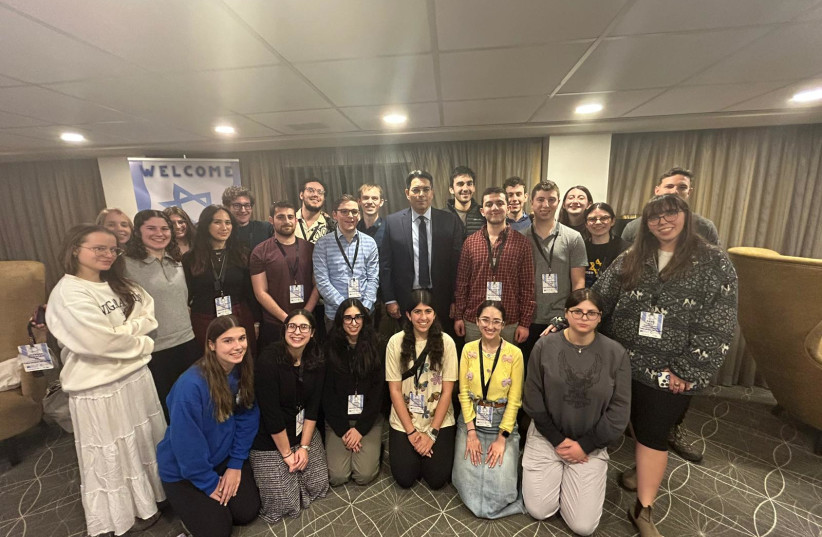  MK Danon with students. (credit: Courtesy)