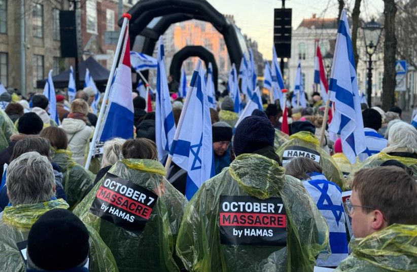  Pro-Israel protest outside the Hague ahead of Israel's genocide hearing brought by South Africa, January 11, 2024 (credit: ARSEN OSTROVSKY)