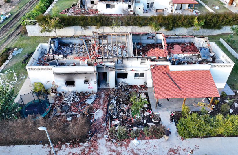 A damaged house is seen, following the deadly October 7 attack, in Kibbutz Be’eri in southern Israel. (credit: ILAN ROSENBERG/REUTERS)