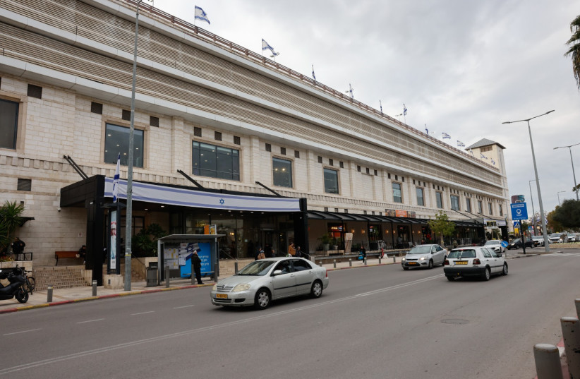 General Pierre Koenig Street in Talpiot, Jerusalem. The planned route of the Blue Line light rail. (credit: MARC ISRAEL SELLEM)
