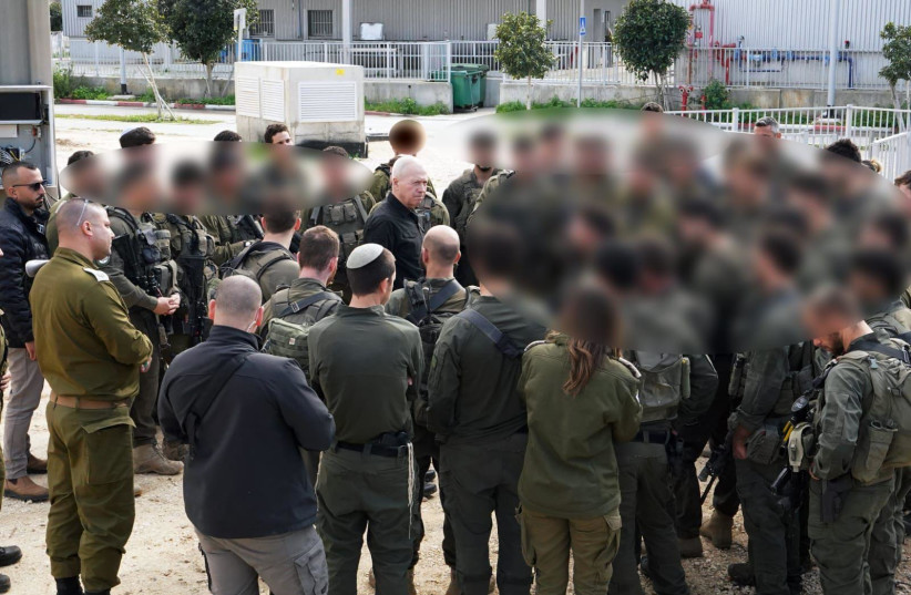  Defense Minister Yoav Gallant addresses soldiers in the elite Yahalom unit of the Combat Engineers Brigade, January 25, 2024/ (credit: IDF SPOKESPERSON'S UNIT)