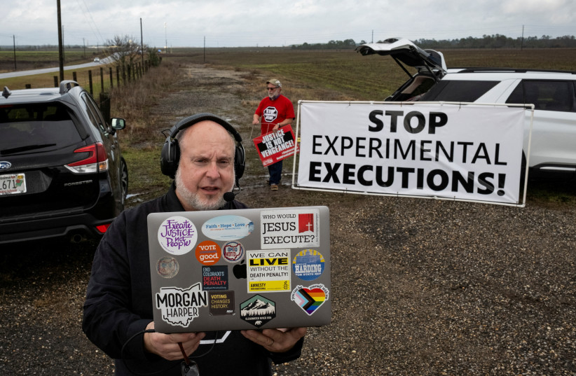  Co-founder and executive director of Death Penalty Action Abraham Bonowitz, a death penalty abolitionist based in Columbus, Ohio, attends an interview through his computer before the scheduled execution by asphyxiation using pure nitrogen, of Kenneth Smith  in Atmore, Alabama, US January 25, 2024. (credit: REUTERS/MICAH GREEN)